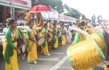 Felicitatation of UNESCO representatives